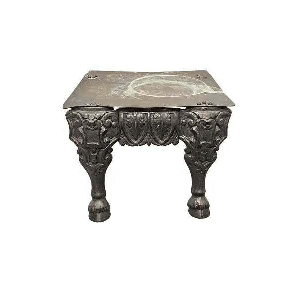 Illustration numéro 5 du produit Table en fonte et cuivre victorienne anglaise antique, datant d'environ 1850.