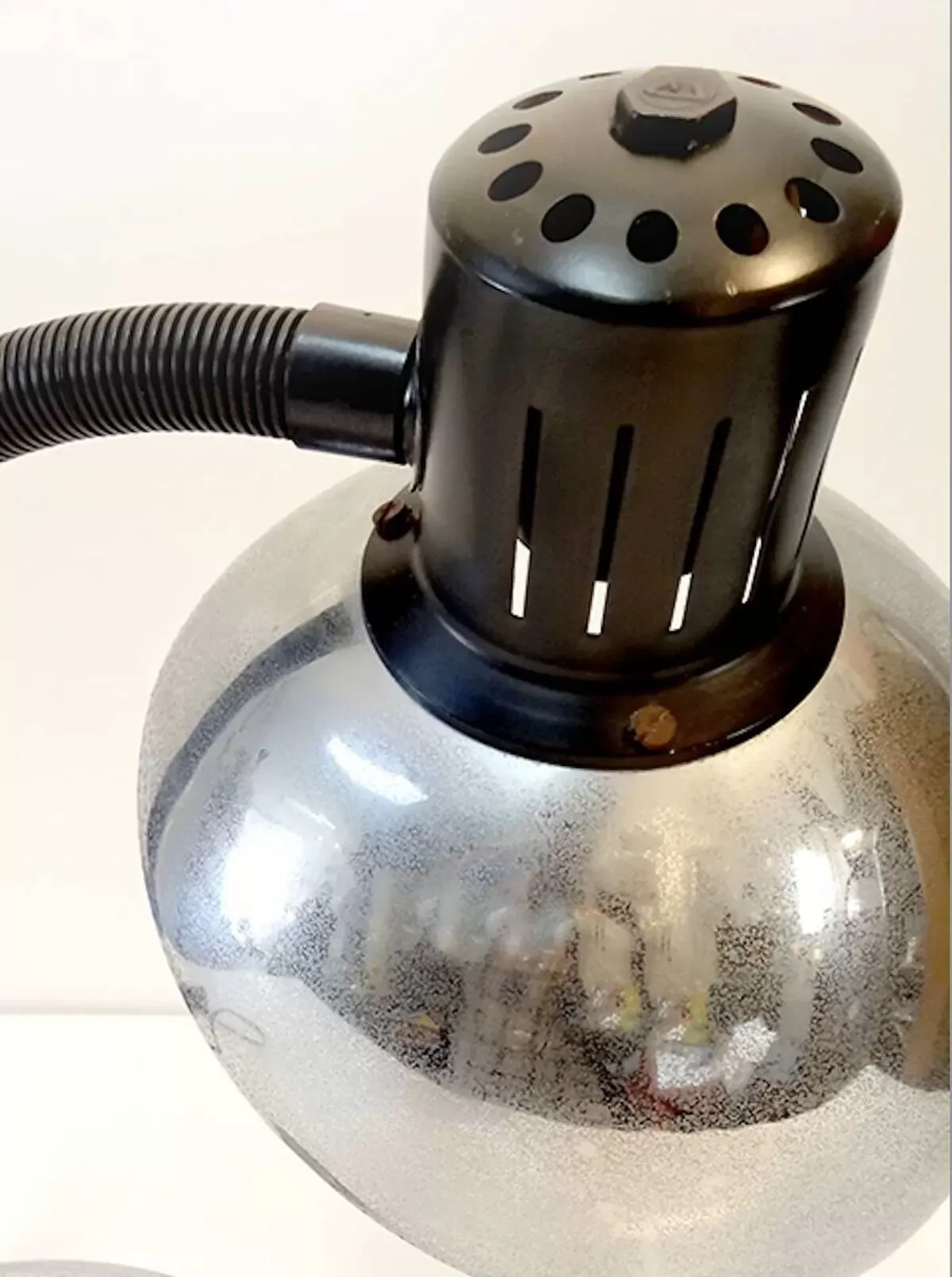 Illustration numéro 5 du produit Lampe industrielle Aluminor chromée