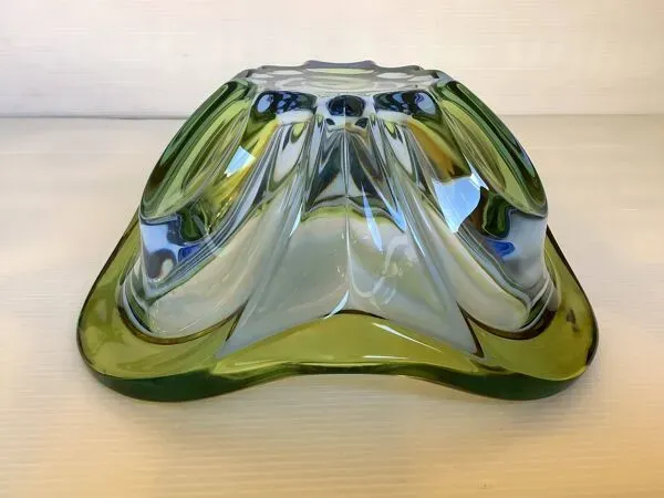 Illustration numéro 5 du produit Vide poche coupe bicolore Murano