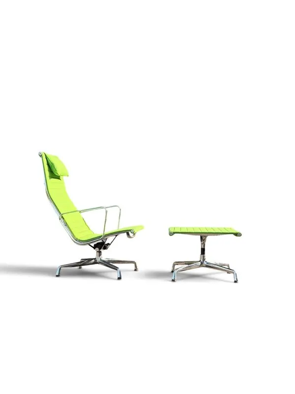 Illustration numéro 5 du produit Ensemble Fauteuil EA 124 & Ottoman EA 125 Eames pour Vitra - Tissu Vert