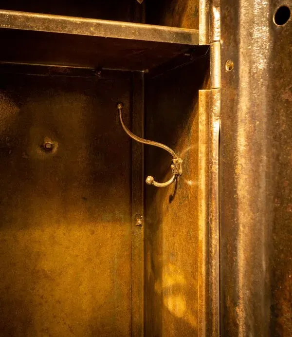 Illustration numéro 5 du produit Armoire industrielle noire