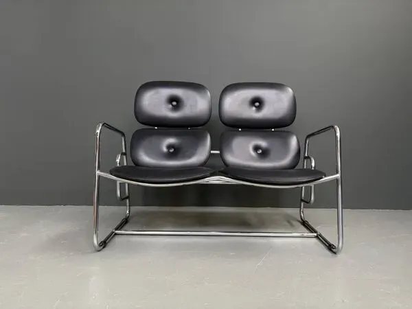 Illustration numéro 5 du produit Canapé italien 2 places