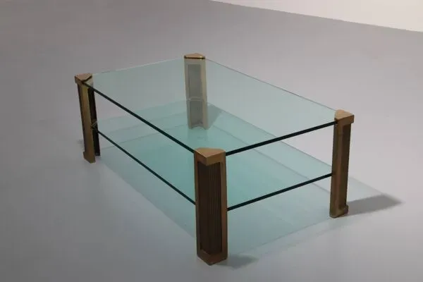 Illustration numéro 5 du produit Table de salon en laiton Peter Ghyzcy modèle T14D 1970 Design hollandais