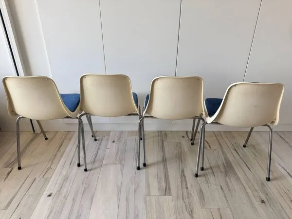 Illustration numéro 5 du produit Suite de 4 chaises vintage Cojar – Design Fermigier – Mobilier Nationa