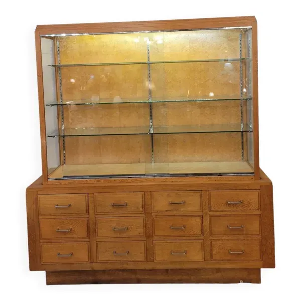 Illustration numéro 5 du produit Grande vitrine de magasin