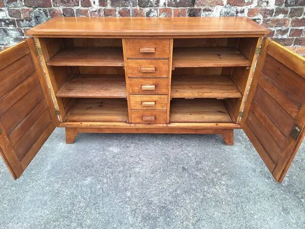 Illustration numéro 5 du produit Buffet René Gabriel, meuble reconstruction dit de sinistrés