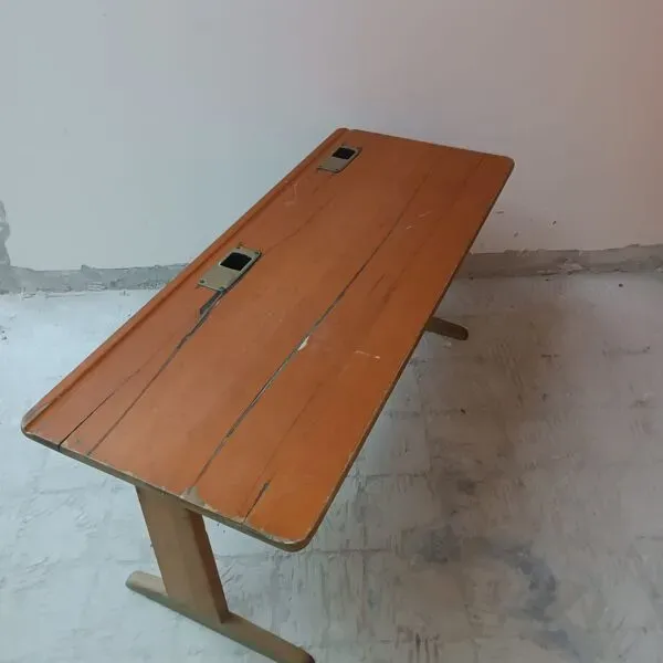 Illustration numéro 5 du produit Bureau d'ecole vintage 1960 casala