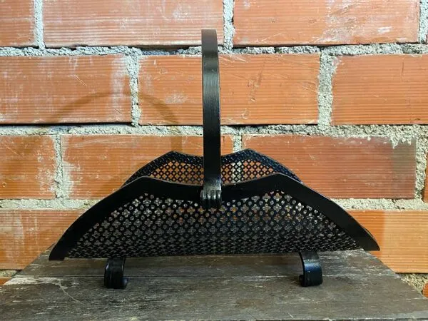 Illustration numéro 5 du produit Porte Bûches Ancien Cheminée Fer Forgé + Tôle Perforé Noir Vintage #D6