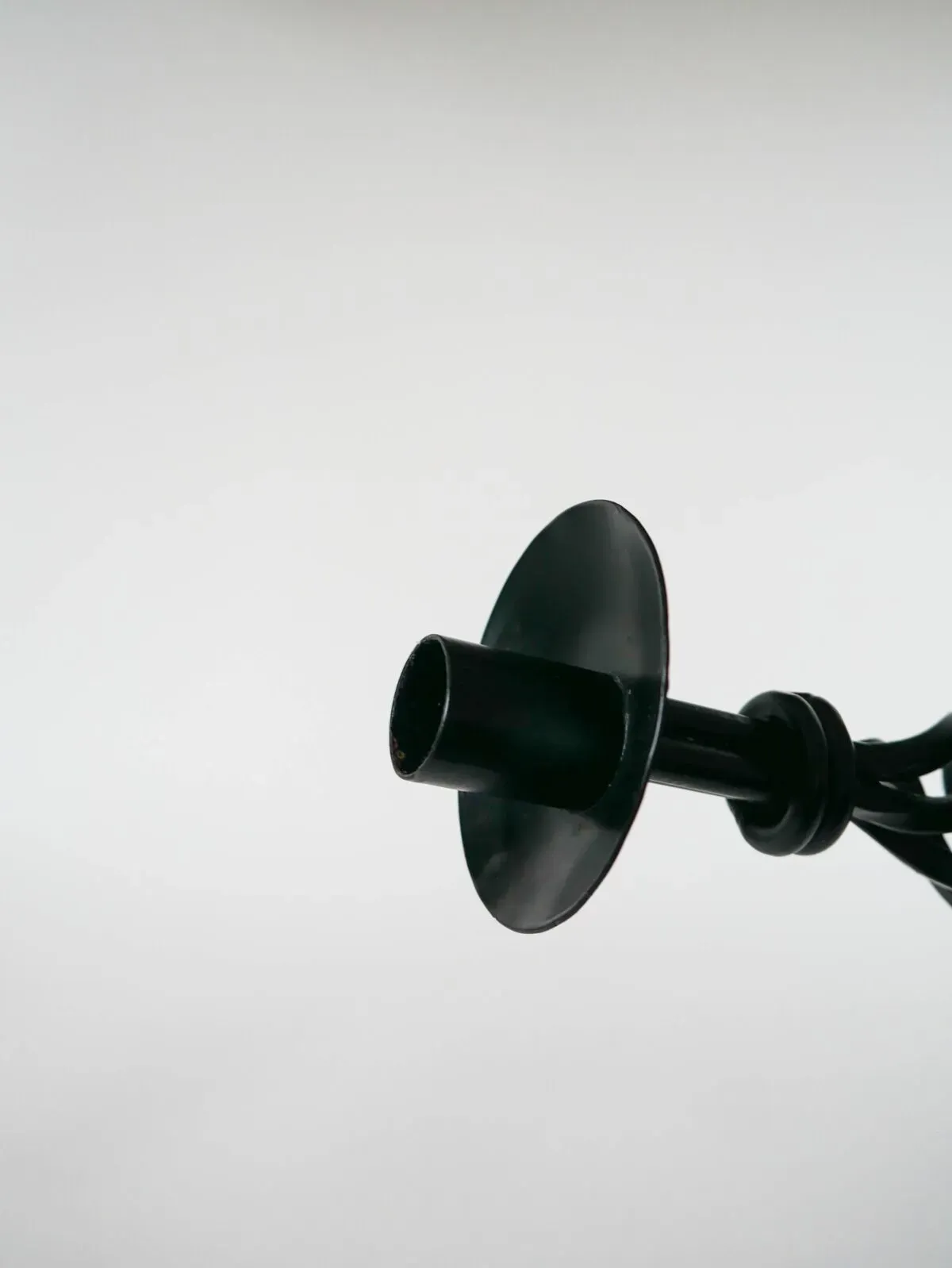 Illustration numéro 5 du produit Bougeoir en fer forgé, Brutaliste, 1970