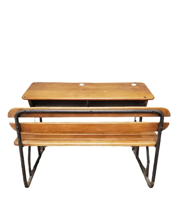 Illustration numéro 5 du produit Bureau d'ecolier ancien