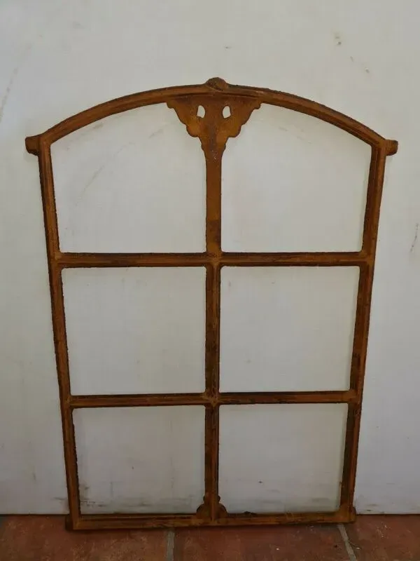 Illustration numéro 5 du produit Fenêtre en fonte