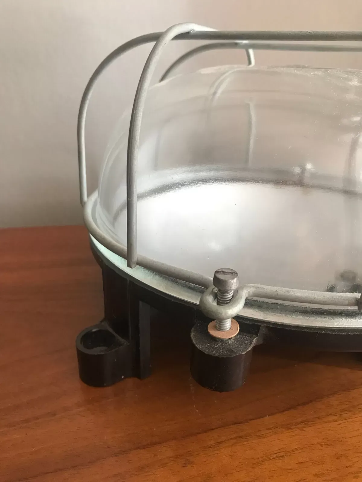 Illustration numéro 5 du produit Applique industriel bloc