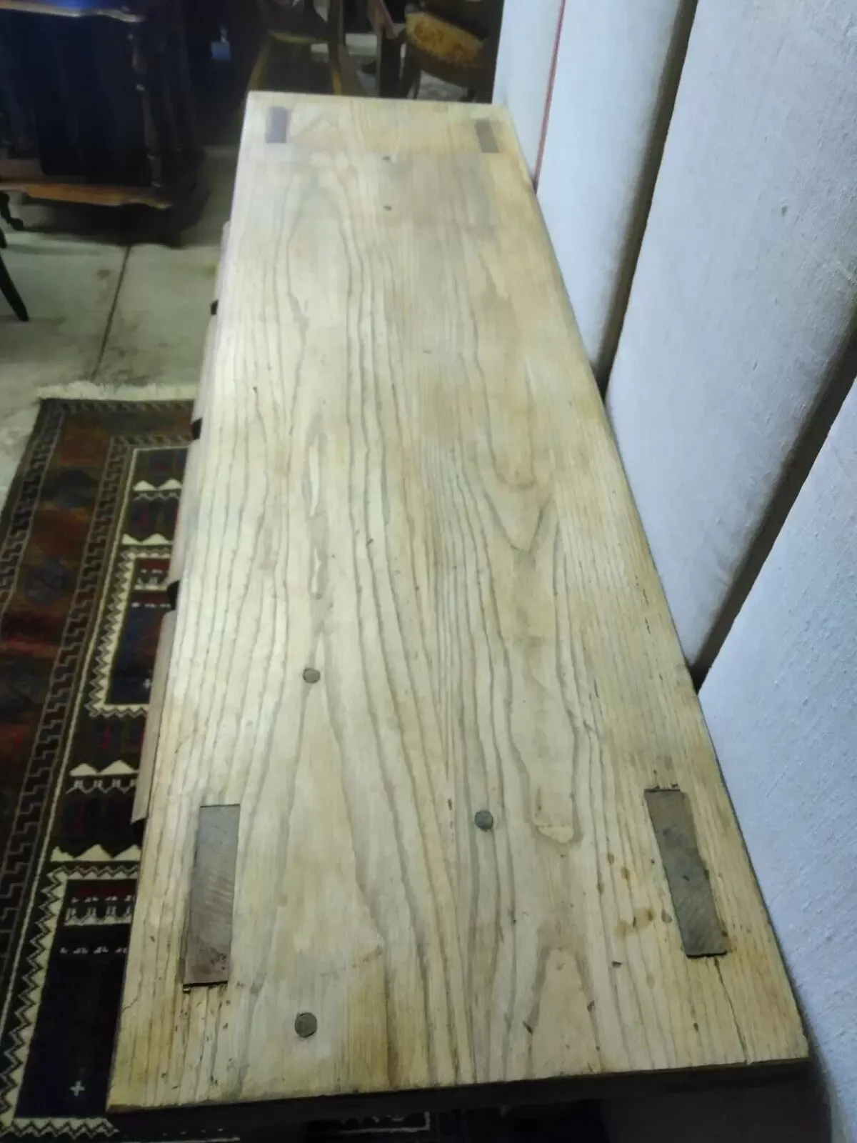 Illustration numéro 5 du produit Établi en orme de menuisier