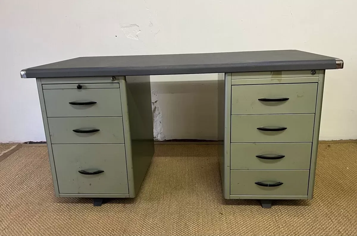 Illustration numéro 5 du produit Bureau industriel