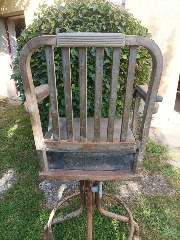 Illustration numéro 5 du produit Chaise industrielle