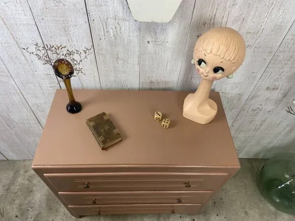 Illustration numéro 5 du produit Commode vintage