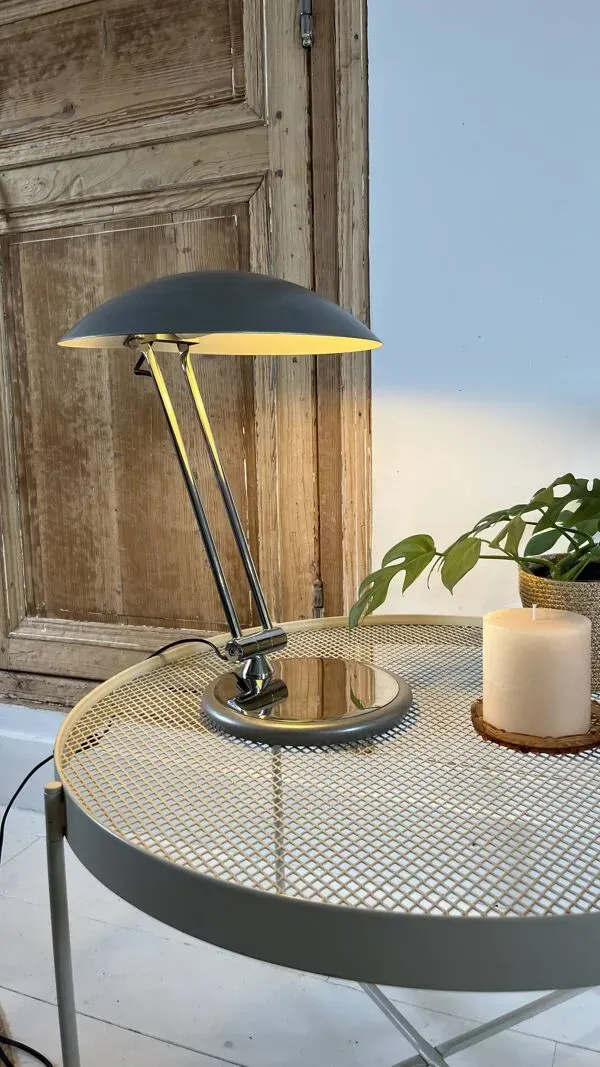 Illustration numéro 5 du produit Lampe de bureau vintage Aluminor