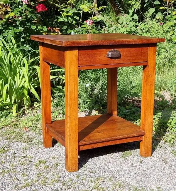 Illustration numéro 5 du produit Table d'atelier ou de métier en bois ancien