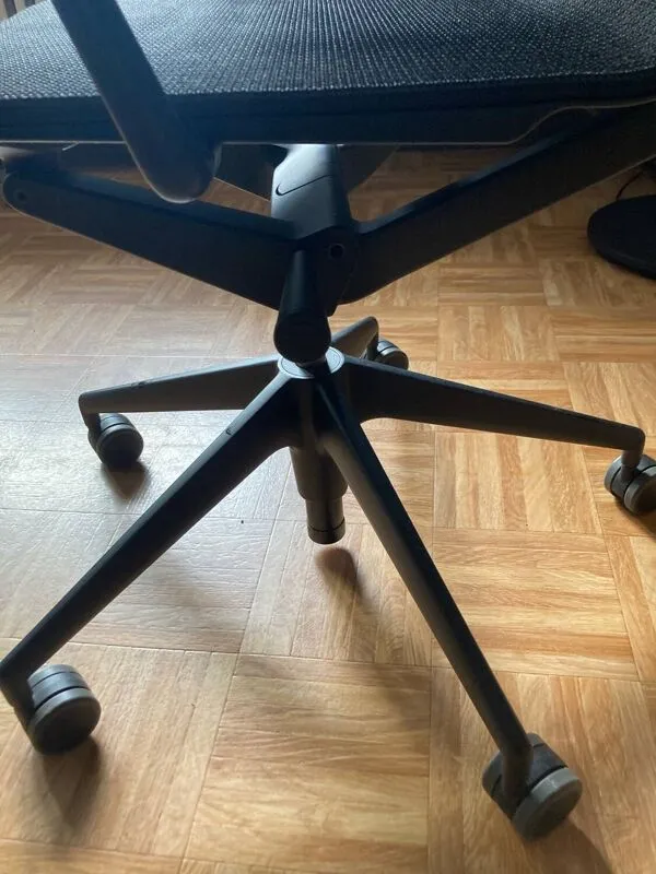 Illustration numéro 5 du produit Chaise de bureau Vitra Physix, black pearl