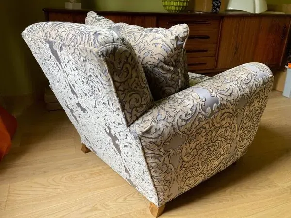 Illustration numéro 5 du produit Fauteuil club