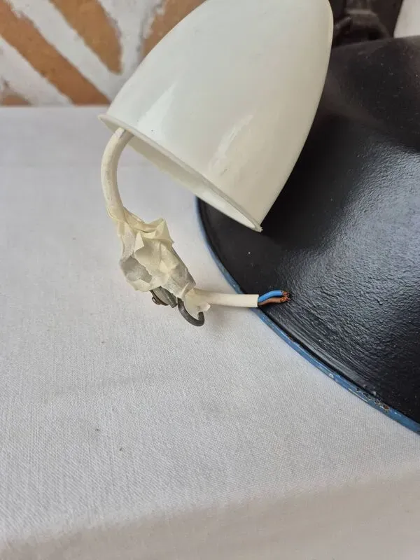 Illustration numéro 5 du produit Suspension gamelle lampe industrielle lustre