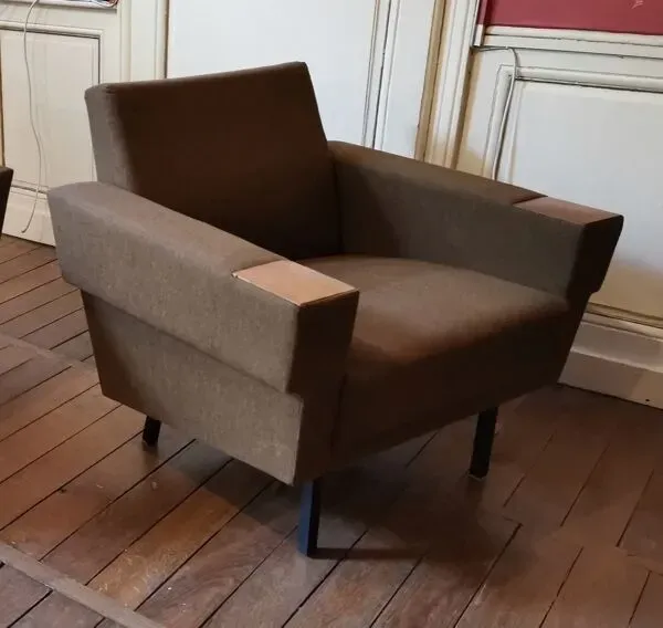 Illustration numéro 5 du produit Fauteuil Club danois années 60 70 kaki