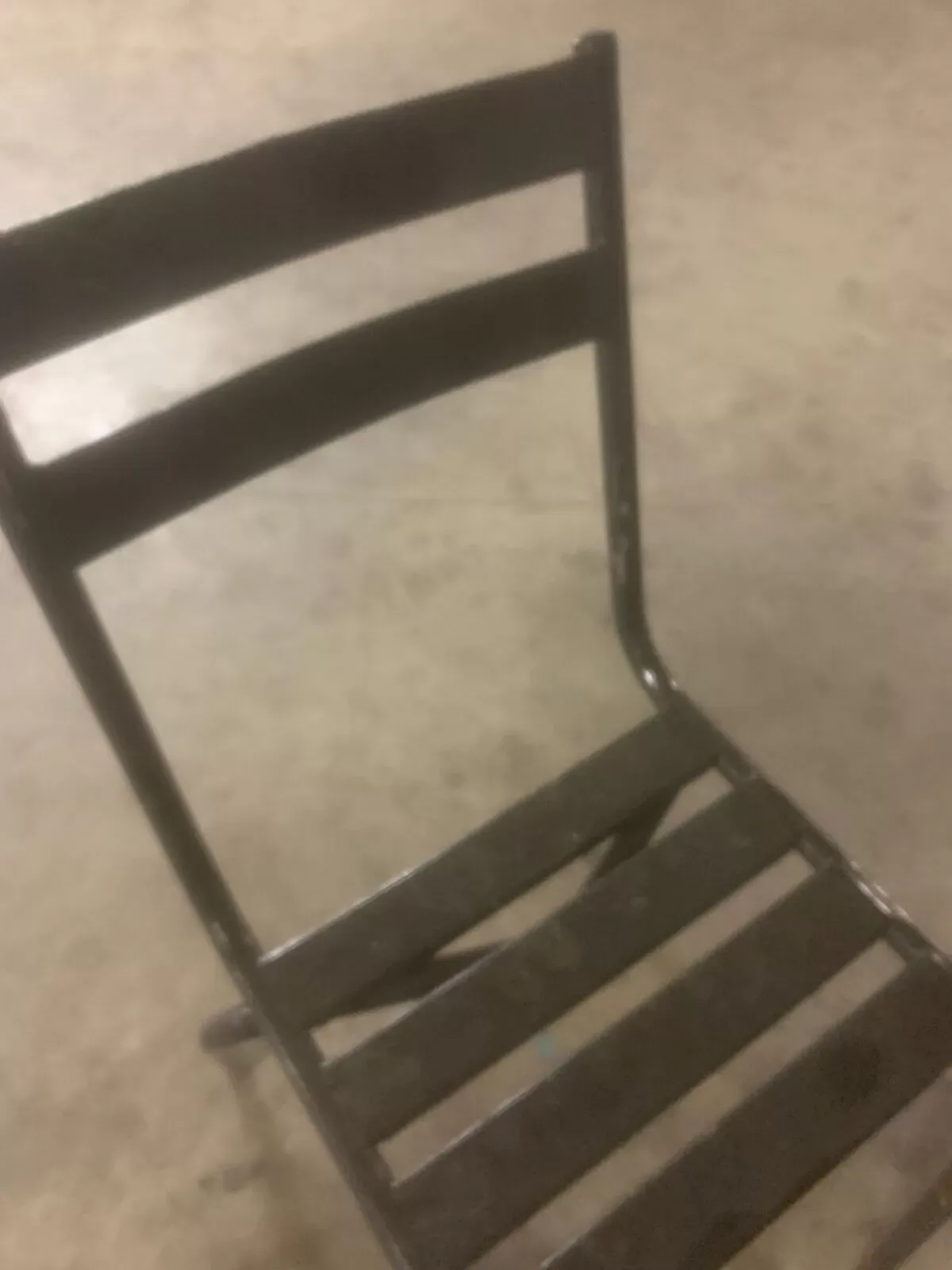 Illustration numéro 5 du produit Chaise