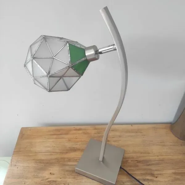 Illustration numéro 5 du produit Lampe à poser