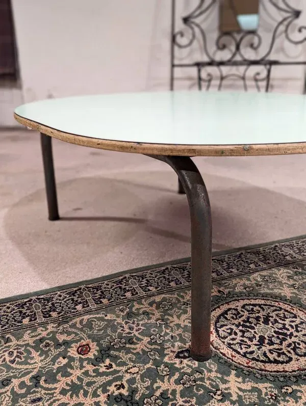 Illustration numéro 5 du produit Table basse vintage