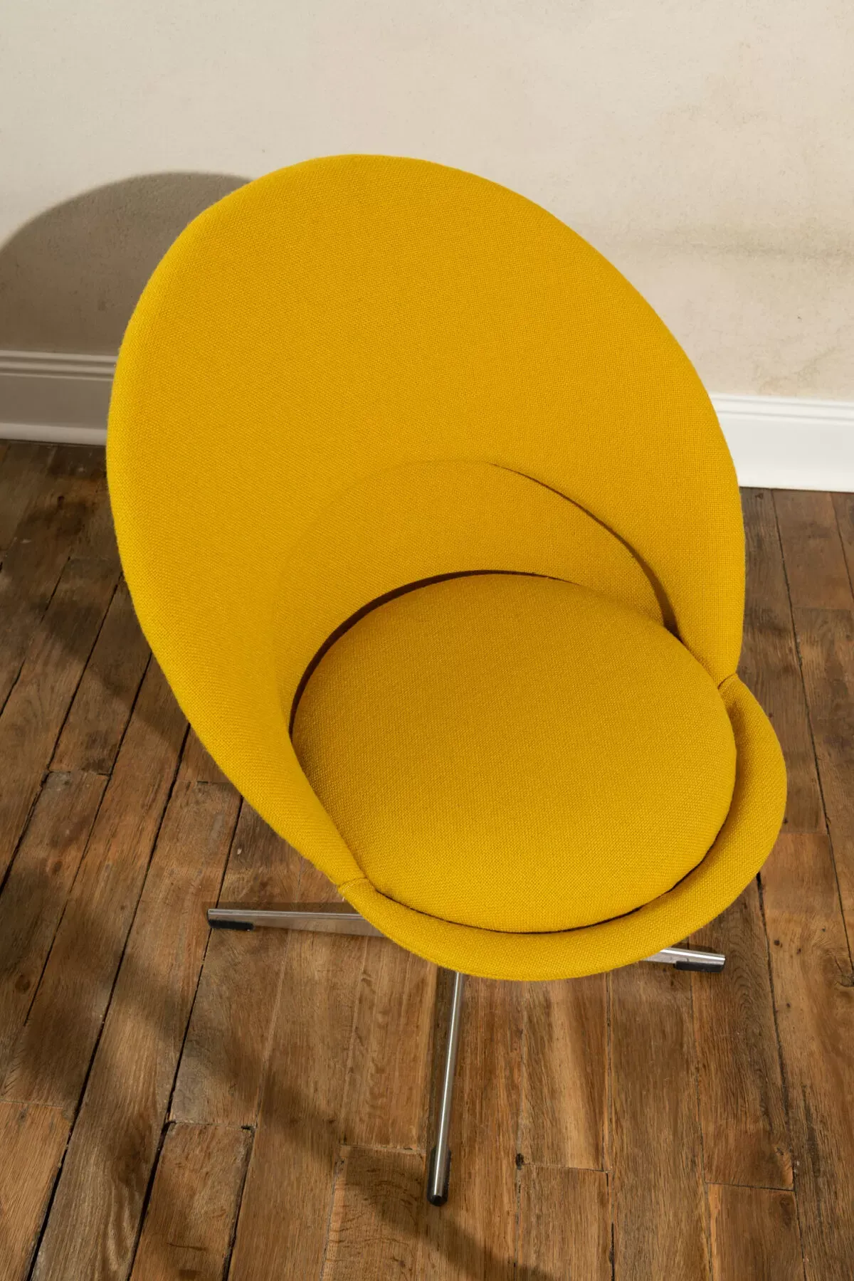 Illustration numéro 5 du produit Fauteuil modèle ''cone chair'' Verner Panton (1926-1998)