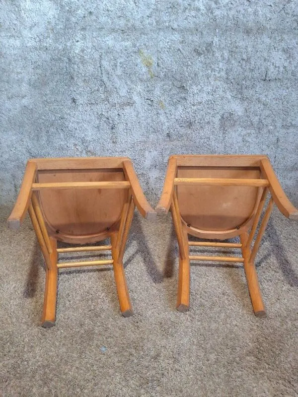 Illustration numéro 5 du produit 8 Chaises Bistrot dont 2 Luterma Hêtre Massif Années 50 Authentiques