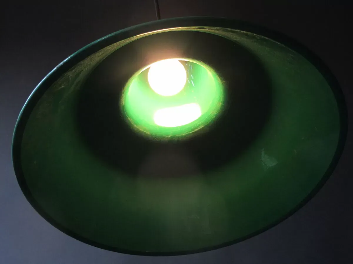 Illustration numéro 5 du produit Suspension industrielle verte