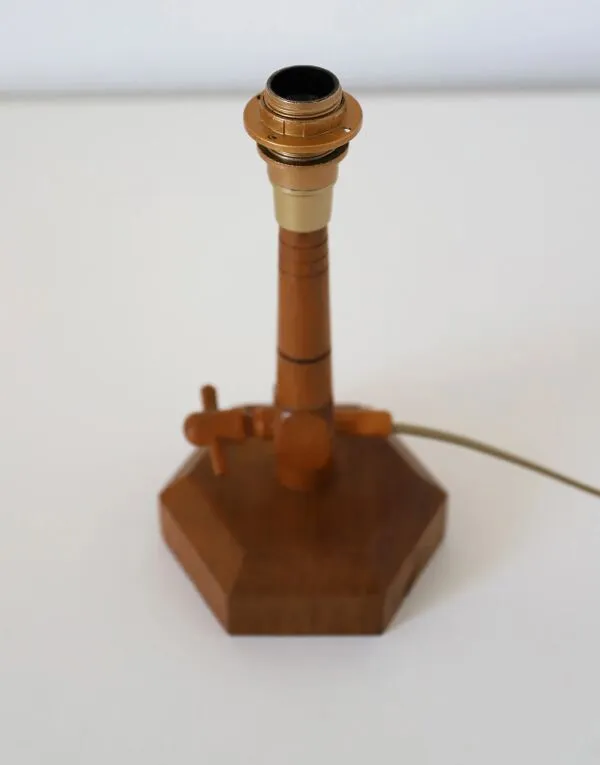 Illustration numéro 5 du produit Lampe à poser pied en bois tourné années 50 et abat-jour imprimé