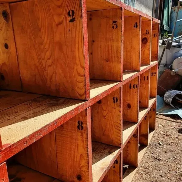 Illustration numéro 5 du produit Meuble de métier à casiers