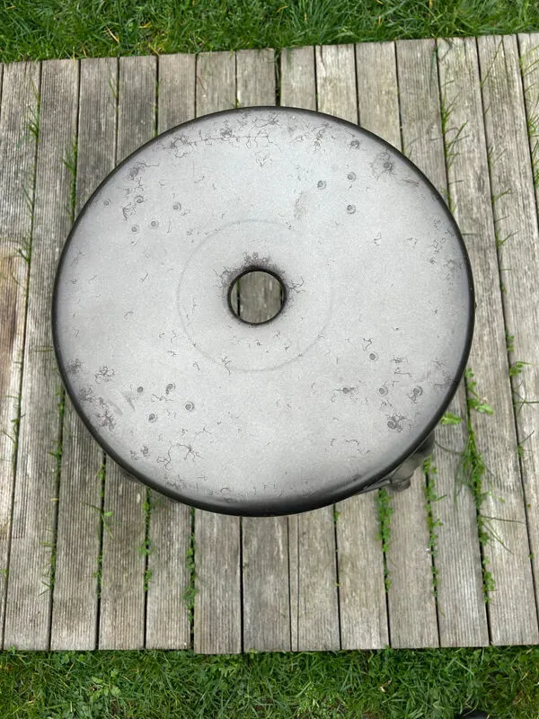 Illustration numéro 5 du produit Tabouret industriel vintage