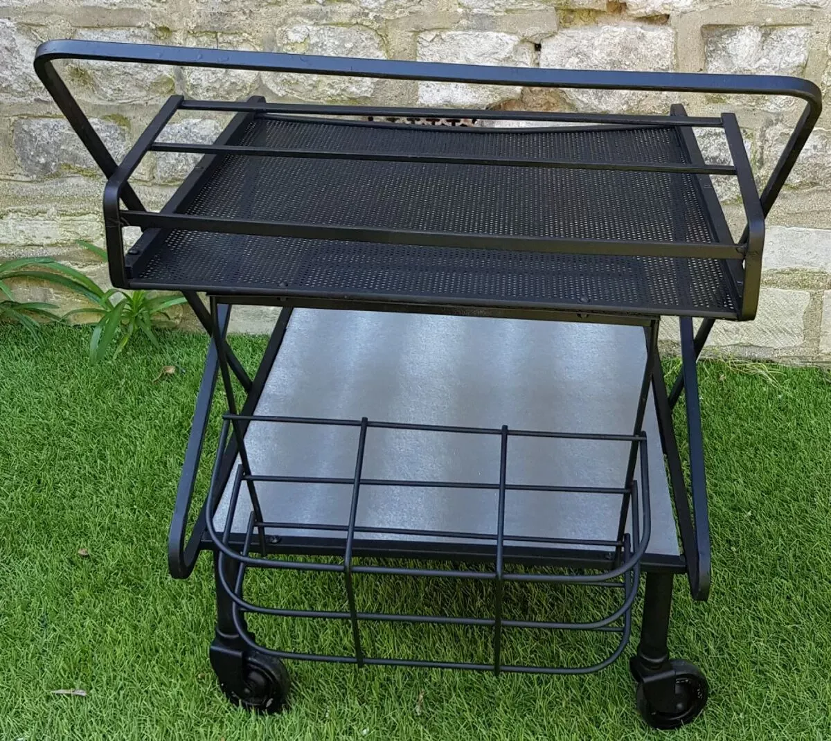 Illustration numéro 5 du produit Desserte