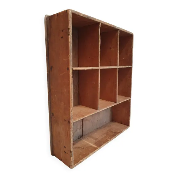 Illustration numéro 5 du produit Ancien casier en bois / présentoir artisanal