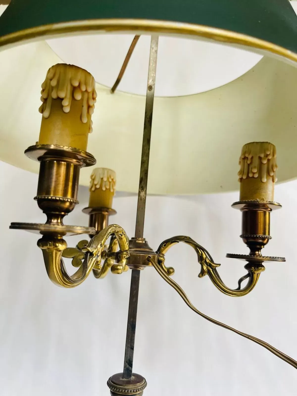 Illustration numéro 5 du produit Lampe bouillotte