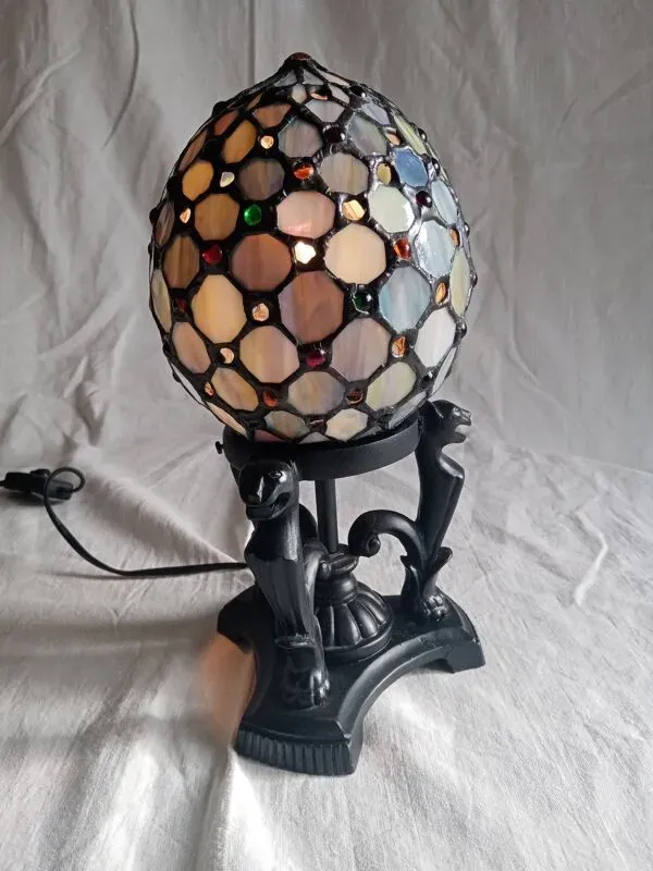 Illustration numéro 5 du produit Petite lampe Ovoïde