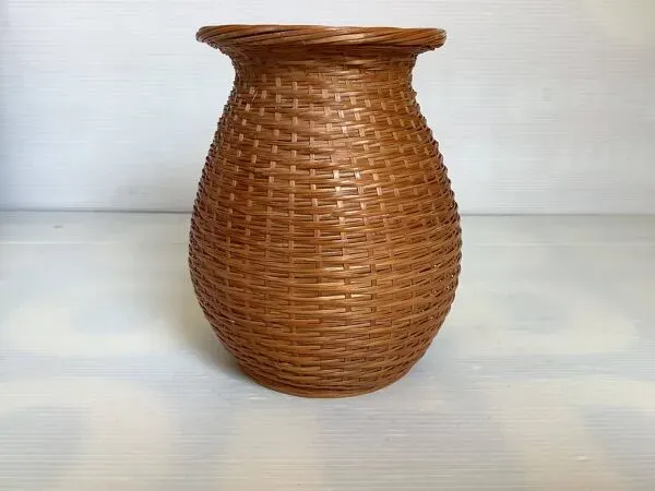 Illustration numéro 5 du produit Vase tressé bambou intérieur céramique style ikebana