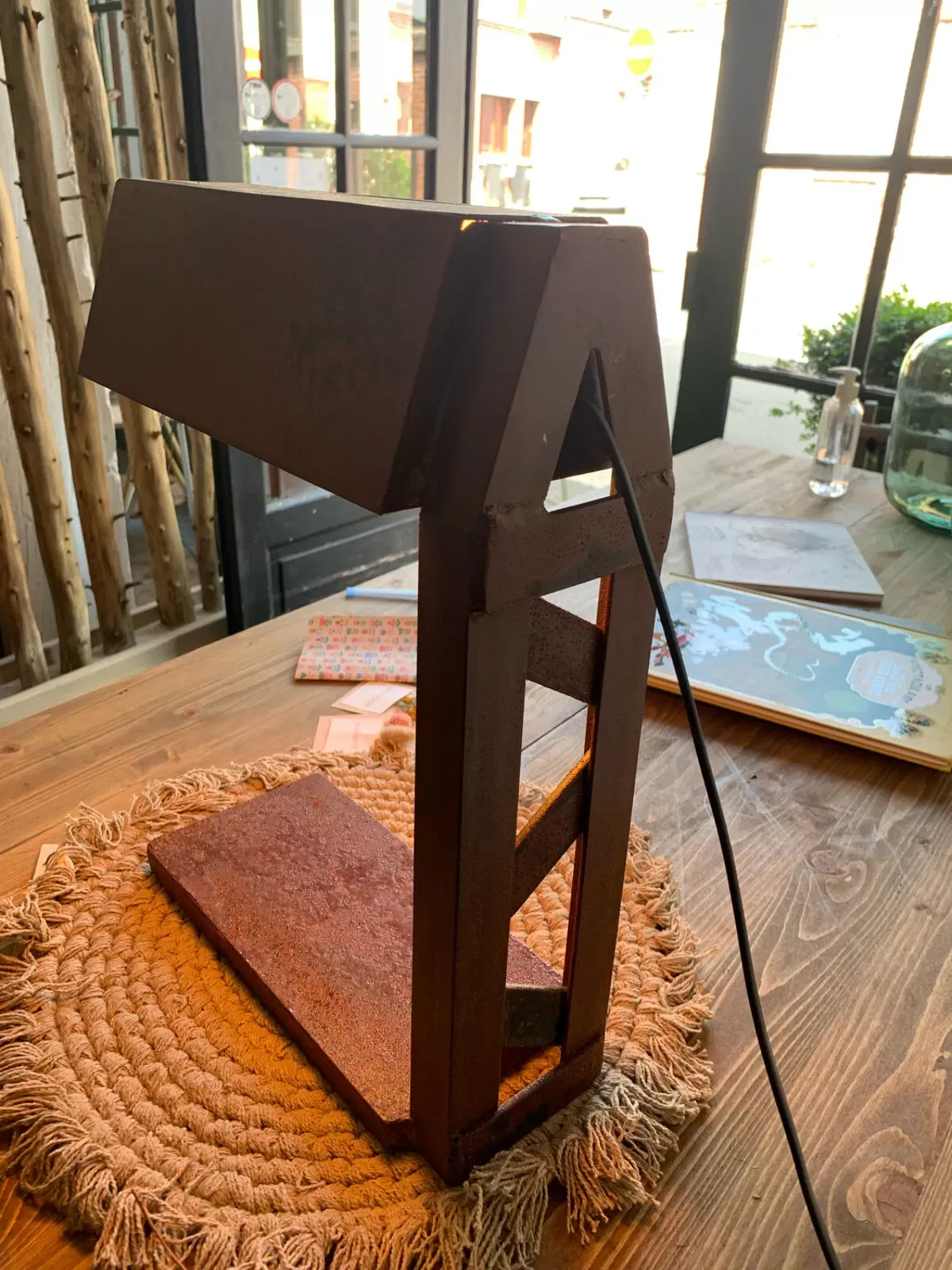 Illustration numéro 5 du produit Lampe de bureau industrielle