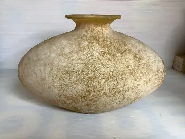 Illustration numéro 5 du produit Grand vase ovoïde Scavo