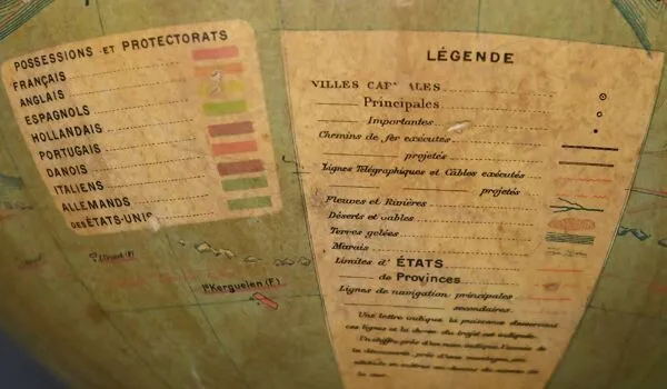 Illustration numéro 5 du produit Globe terrestre signé J.Forest – Fin XIXe