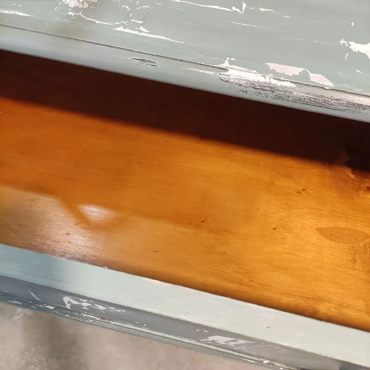 Illustration numéro 5 du produit Meuble à tiroirs