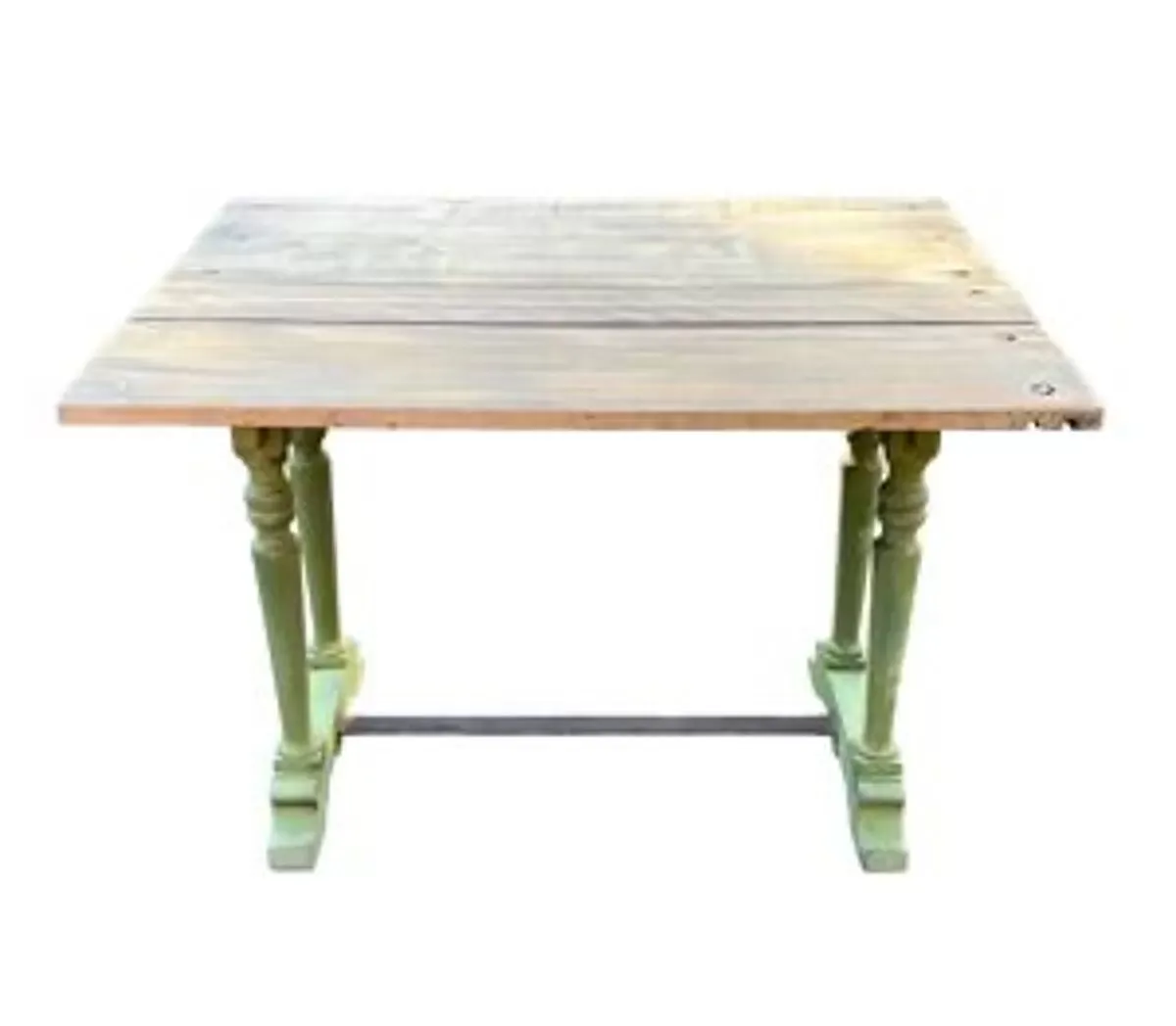 Illustration numéro 5 du produit Table ancienne pieds verts patinés