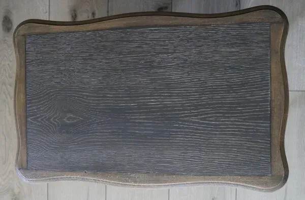 Illustration numéro 5 du produit Table d'appoint travailleuse - coffre à bijoux