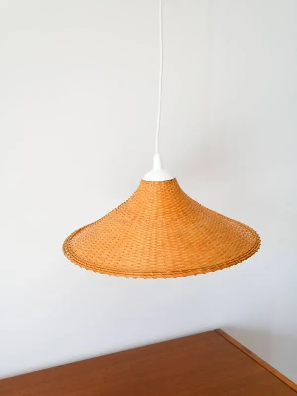 Illustration numéro 5 du produit Suspension en rotin / osier tissé beige, 1970