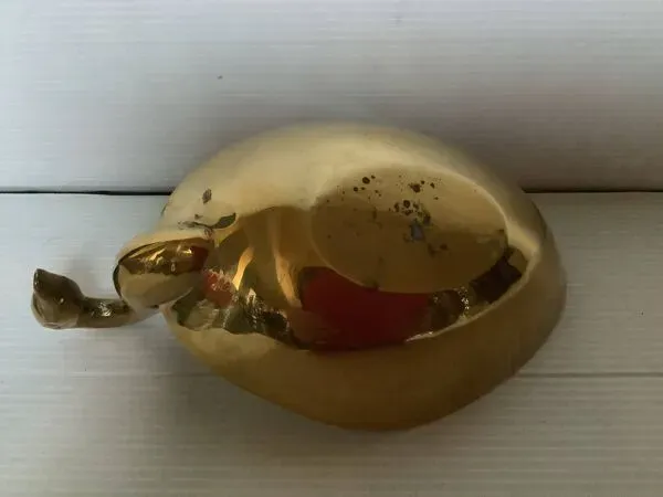 Illustration numéro 5 du produit Vide poche baguier cygne zoomorphe en laiton