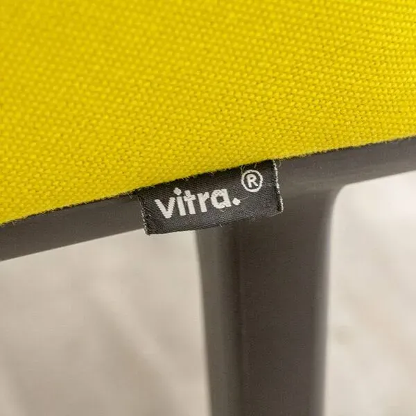Illustration numéro 5 du produit Fauteuil VITRA Softshell en tissu Jaune