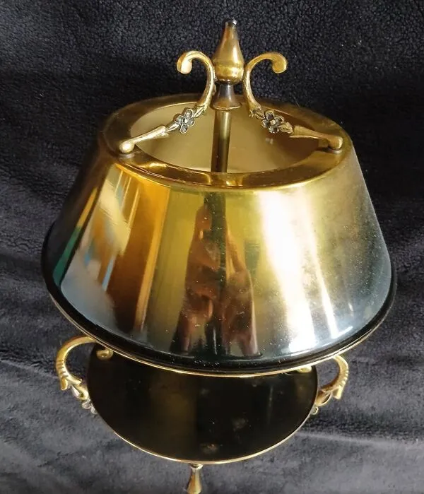 Illustration numéro 5 du produit appliques lampe bouillotte empire tole et bronze doré